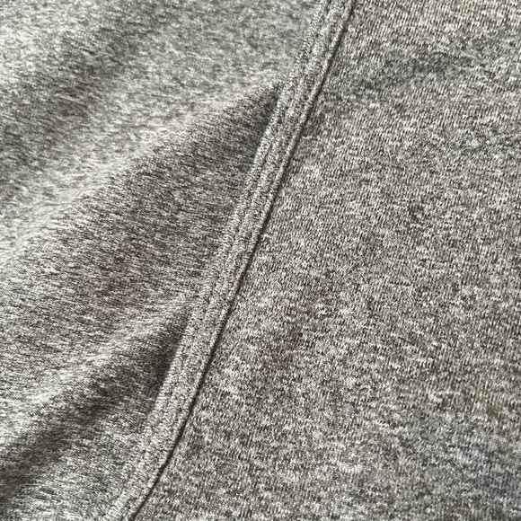 Hollister Gray Square-Neck Crop Top - Picture 9 of 9